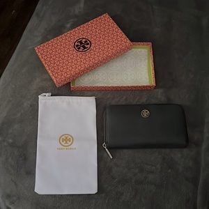 Tory Burch Wallet